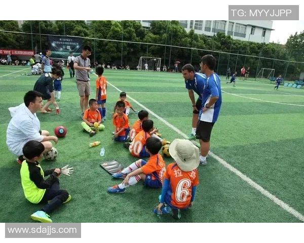 深度对话李娜探索足球之路与人生哲学的交汇点 深度对话李娜探索足球之路与人生哲学的交汇点