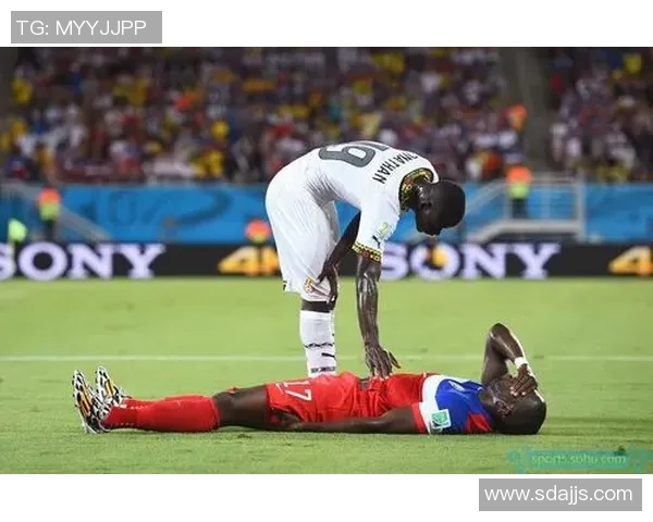 足球明星邓普西的传奇旅程与对美式足球的深远影响 足球明星邓普西的传奇旅程与对美式足球的深远影响